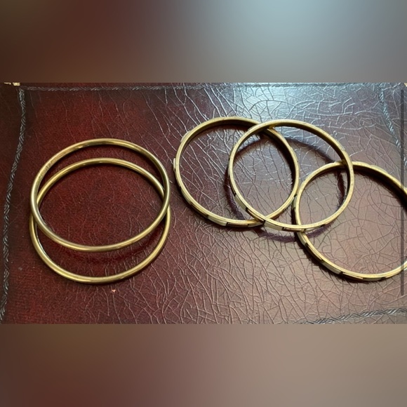 Bangle bracelets - Picture 8 of 9